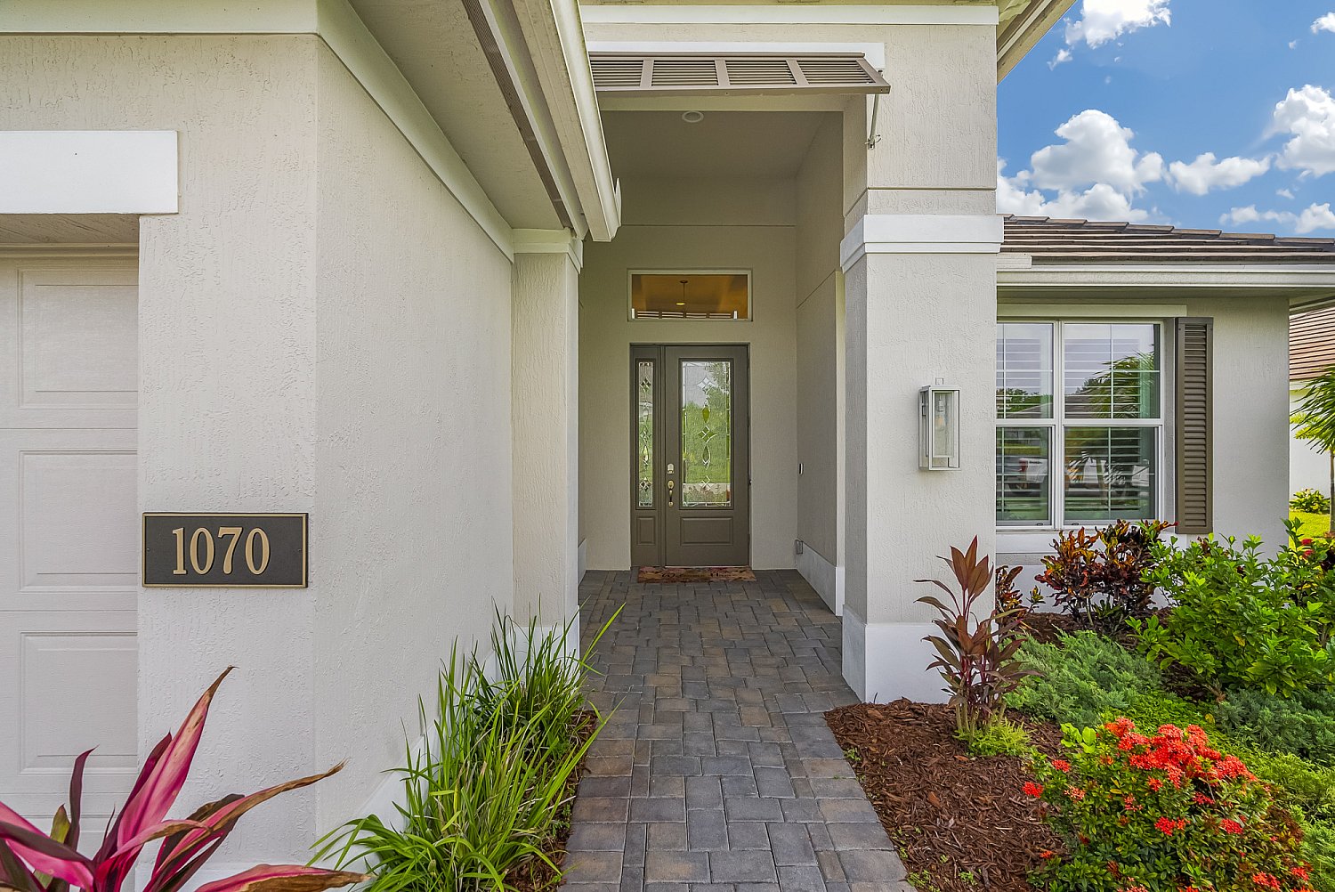 1070 Camelot Way, Vero Beach, FL 32966 